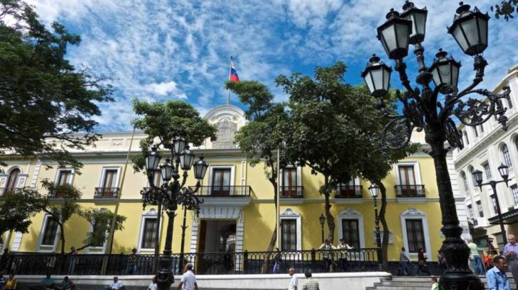 1 Casa-Amarilla-Cancilleria