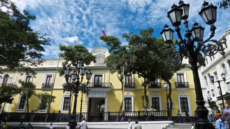 1 Casa-Amarilla-Cancilleria