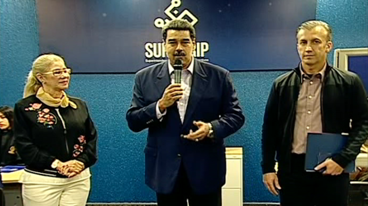 1 Maduro Petro