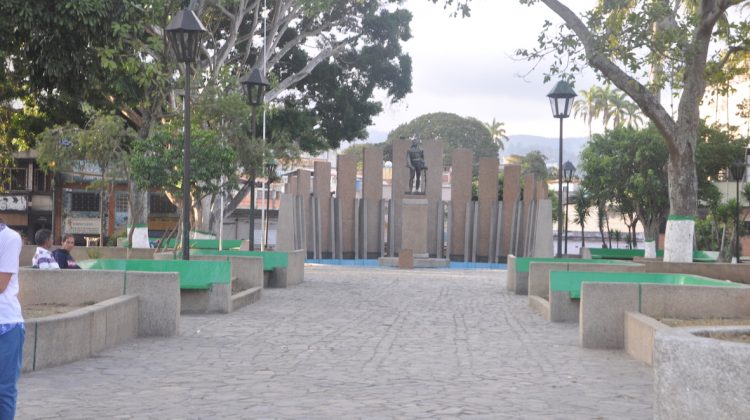 1 Plaza Miranda