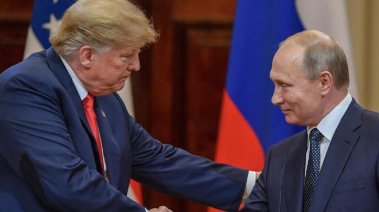 1 Trump y Putin conversan