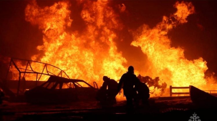 1-explosion-en-una-gasolinera