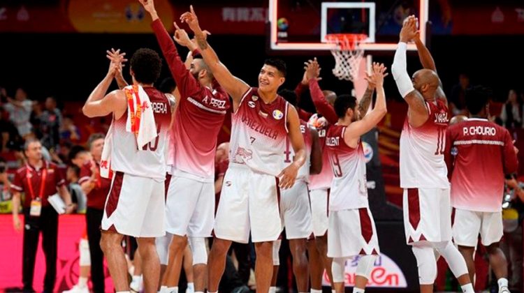 1-seleccion-vinotinto-de-baloncesto