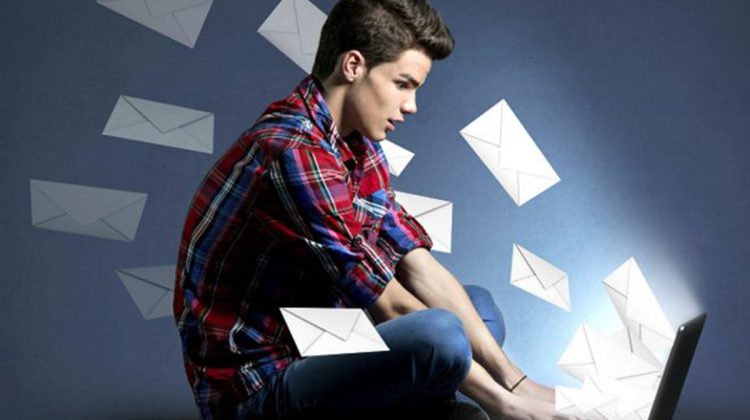 151102114009_moviles_facebook_mensajeria_624x415_thinkstock_nocredit