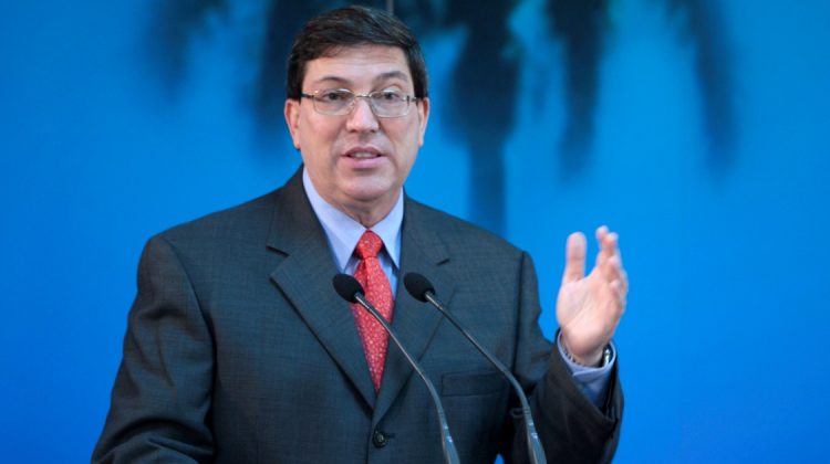 1643468292-critican-bruno-rodriguez-tras-preocuparse-ninos-ee-uu-olvidar-cuba