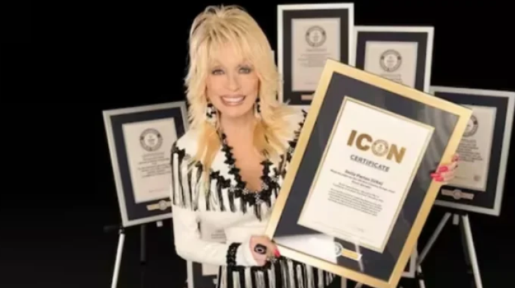 2 Dolly Parton