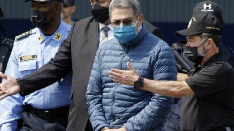 2 Juan-Orlando-Hernandez