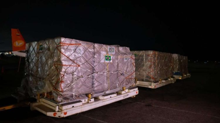 2 Llegan 23 toneladas de insumos