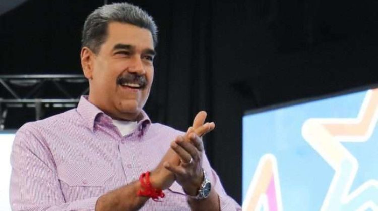 2 Nicolas-Maduro