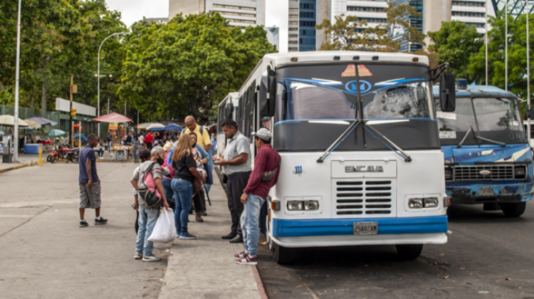 2 Transportistas proponen bono
