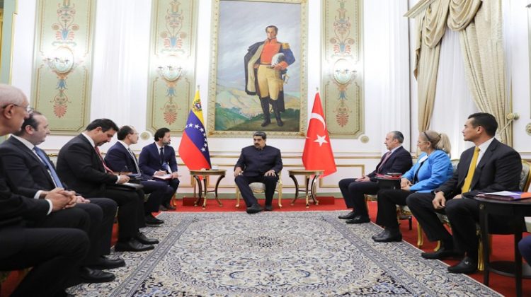 2 entendimiento-con-diplomaticos-de-turquia