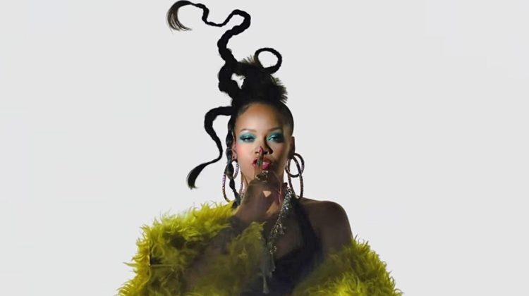 2 rihanna-adelanta