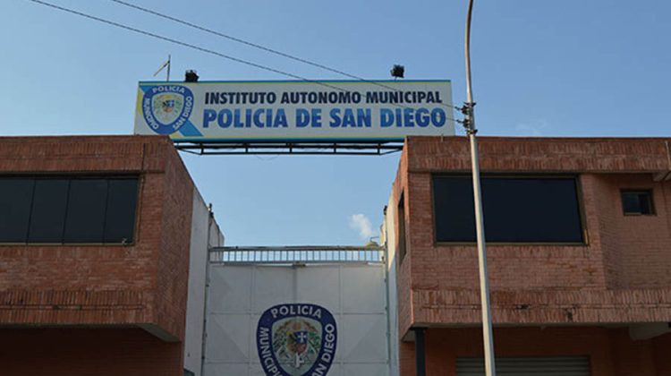 20policiasandiego630