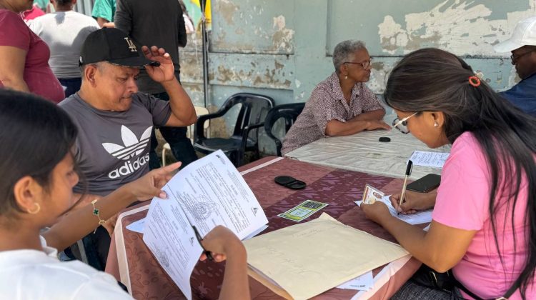 28f5dd90-33de-4875-8a08-5cffb344201a