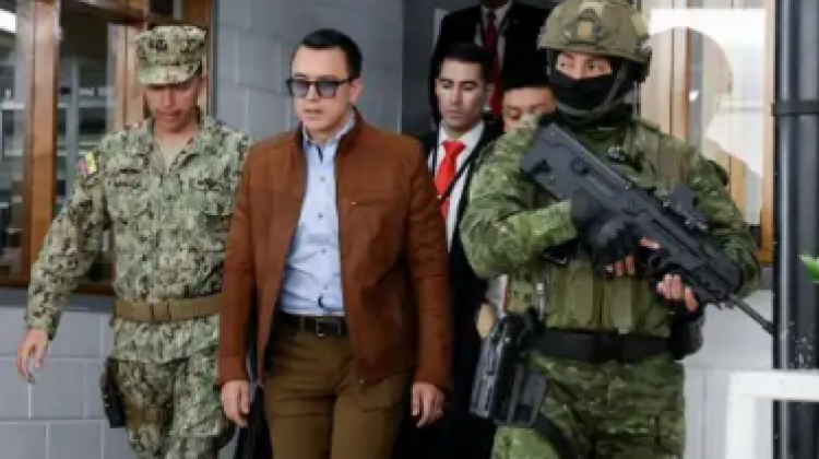 3 Noboa convoca