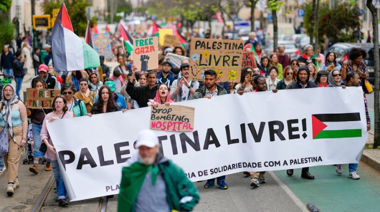 3 Portugal considera