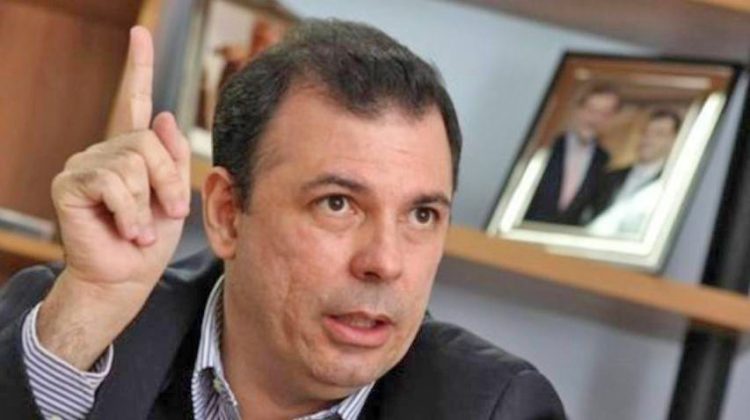 3 ROBERTOENRIQUEZ
