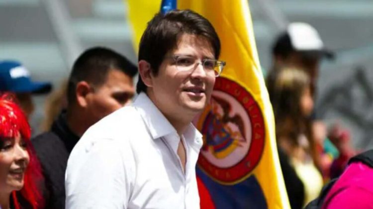 3 Senador en estado critico