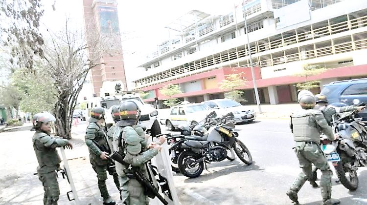 3 gnb_protestas_90-4461-9545-c656c7b740fb_jpg_849920706.jpg_849920706