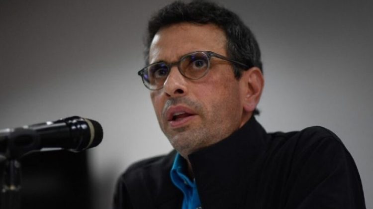 4-Capriles-llama