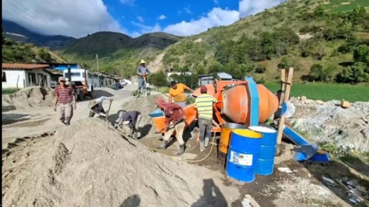 4 Continuan-trabajos-para-restablecer