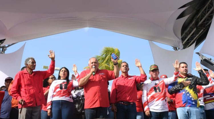 4 Diosdado Cabello juramentó