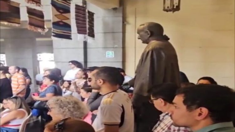 4 ULA recauda fondos