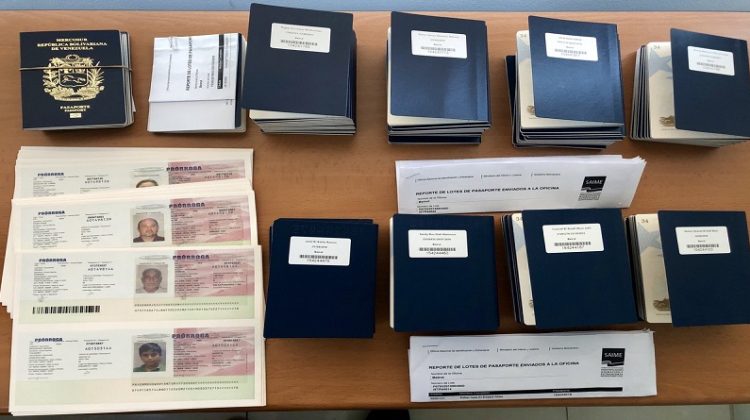 4 pasaportes