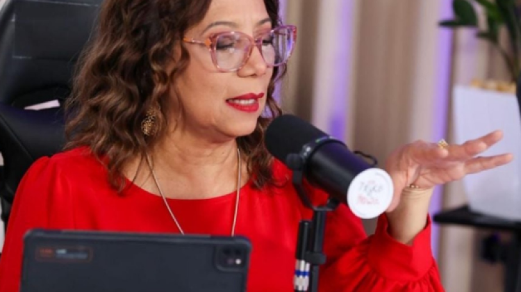 5 diputada-tania-diaz-cuestion