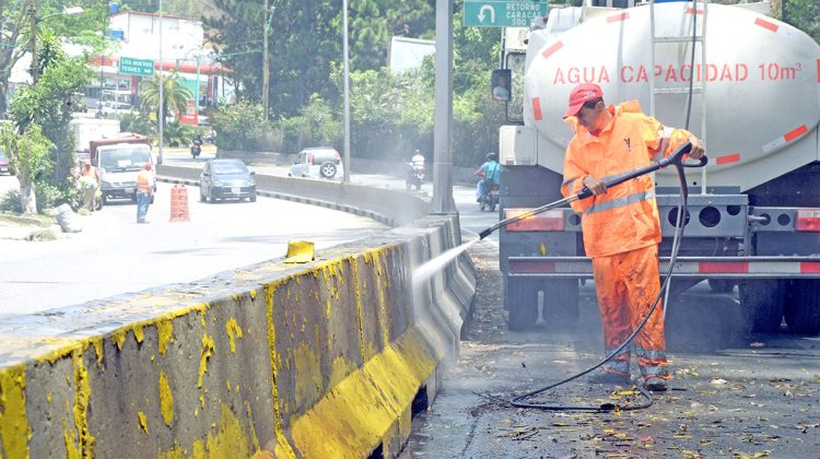 AA-CUADRILLAS-EN-LA-PANAMERICANA-