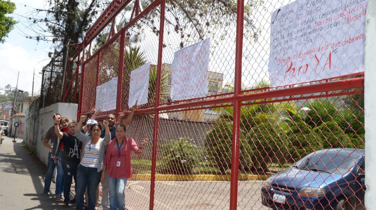 AA-PARO EN EL INCES