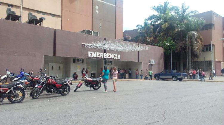 AP Fachada emergencias HospitalVS