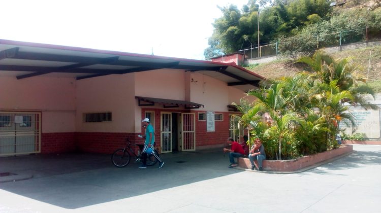 AP fachada CDI Los lagos