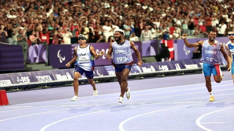 ATLETAS PARALIMPICOS