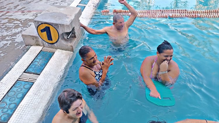 Adultos mayores disfrutaron de un día diferente