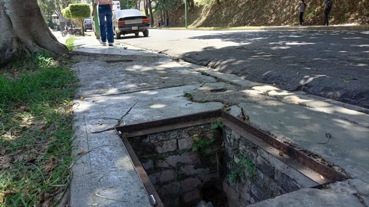 Alcantarilla-av-Bolívar