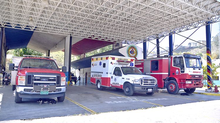 BOMBERO DE MIRANDA RIO SAN PEDRO