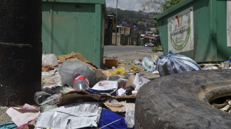 Basura barrio ayacucho