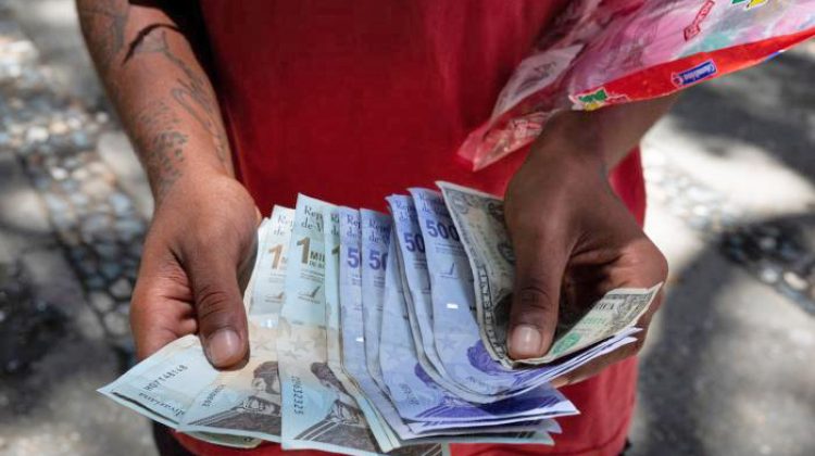 Bolívares