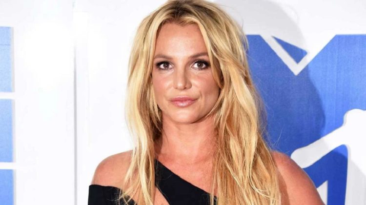 Britney-spears-dijo-que-las-personas-necesitan-sentirse-conectadas-unos-con-otros-y-no-sentirse-solos-Foto-Archivo