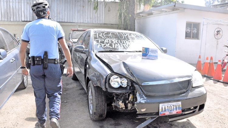 CARRO RECUPERADOw