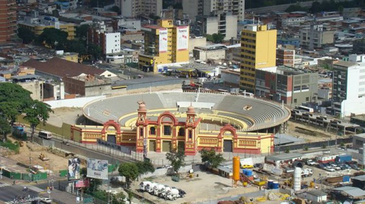 CZpSQQVWEAUdHyD