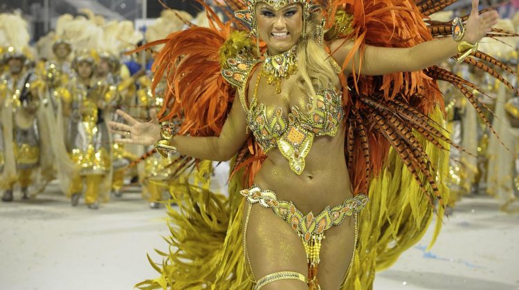 BRAZIL-CARNIVAL-PARADE-SAMBADROME