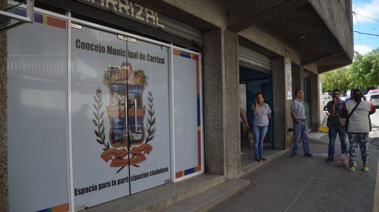 Consejo municial Carrizal Fachada