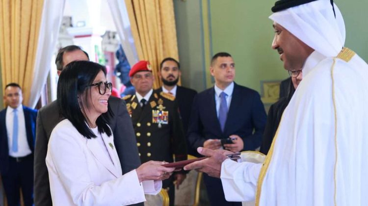 Delcy-Catar-1-1024x683