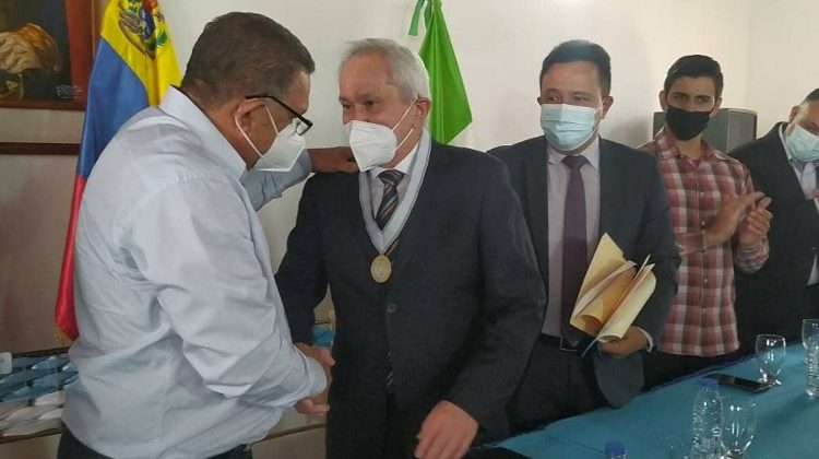 Douglas leon natera