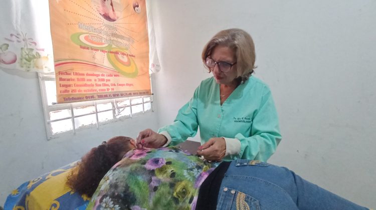 Dra. Gypsi Briceño odontologa (1)
