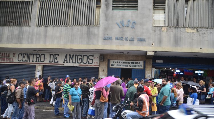 EDGAR JIMENEZ-PROTESTA SEGURO SOCIAL