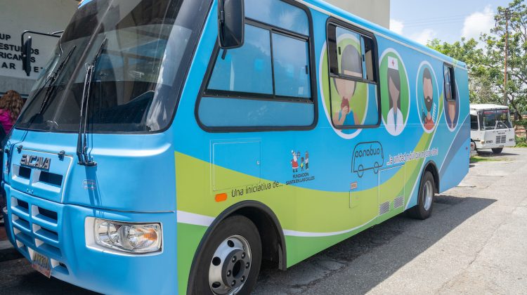 Lanzamiento Panabus II y evento en la Universidad Metropolitana del Programa Panabus y Santa en las Calles. Caracas, 26 de Junio del 2019