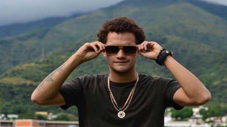 ElvisAmorosoHijo